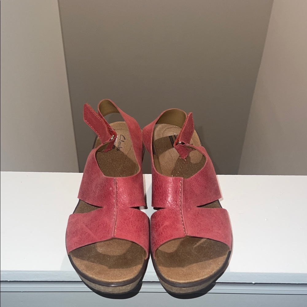 Clarks Real Leather Women's Coral Sandals